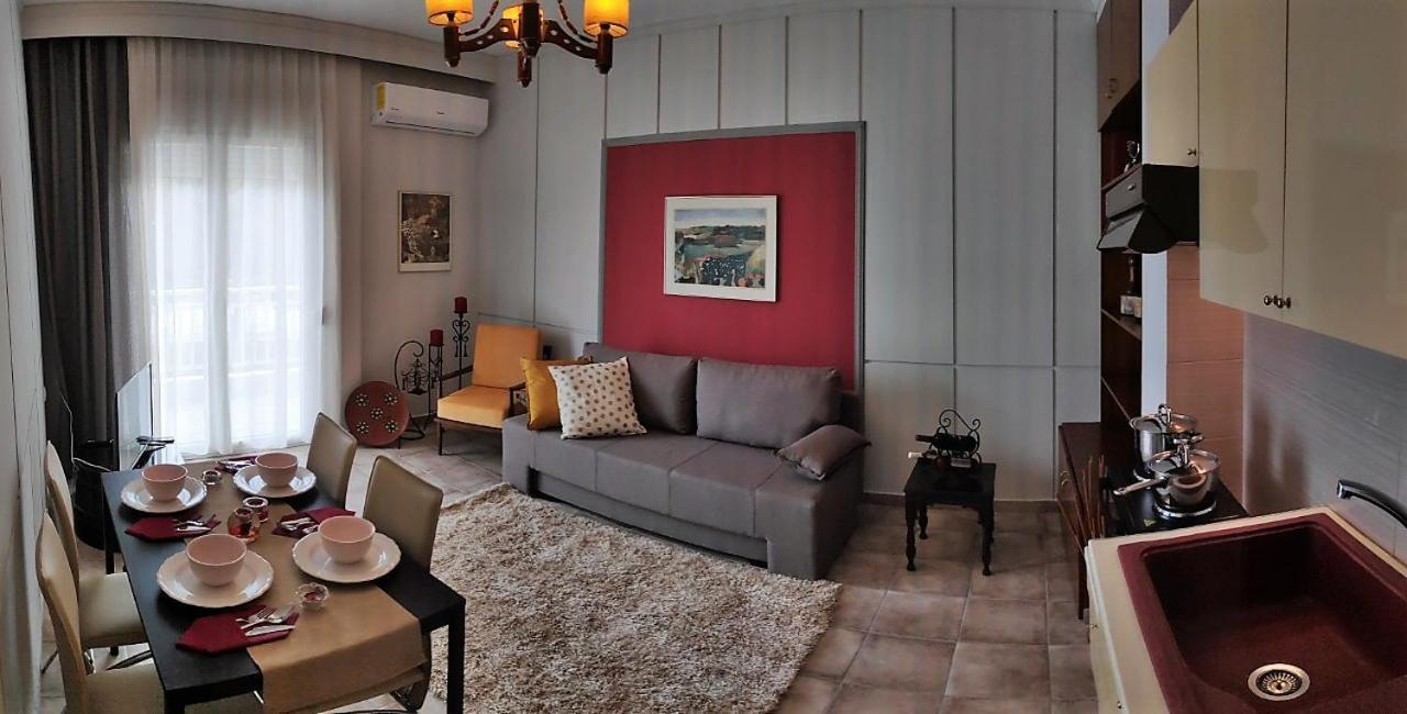 Cozy Apartments Komotiní Eksteriør bilde